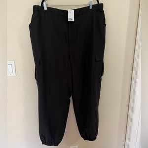 H&M Nylon Cargo Pants in Black - Size XXL. Perfect condition, never worn